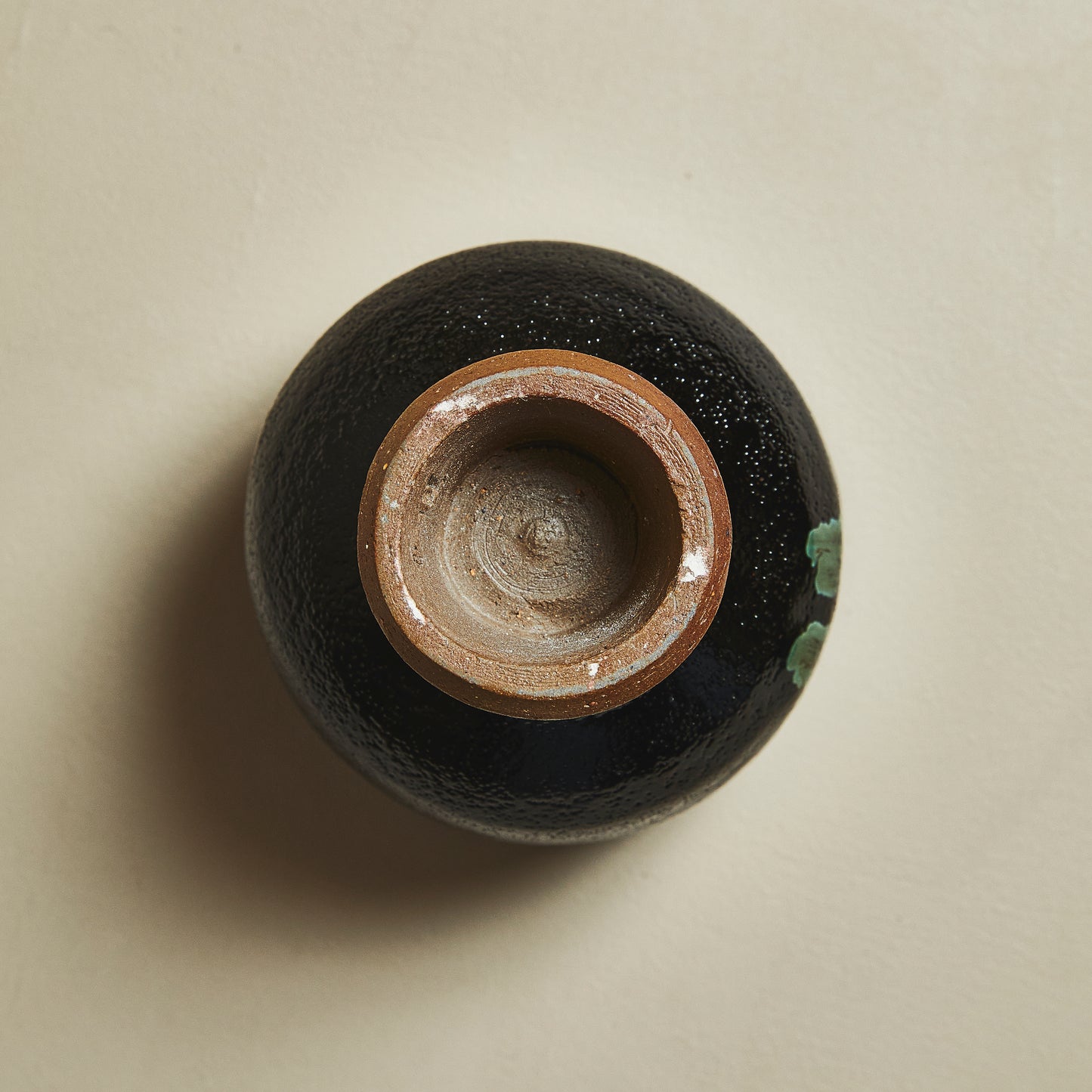 龍門司焼 川原史郎 焼酎カップ 【黒釉青流】