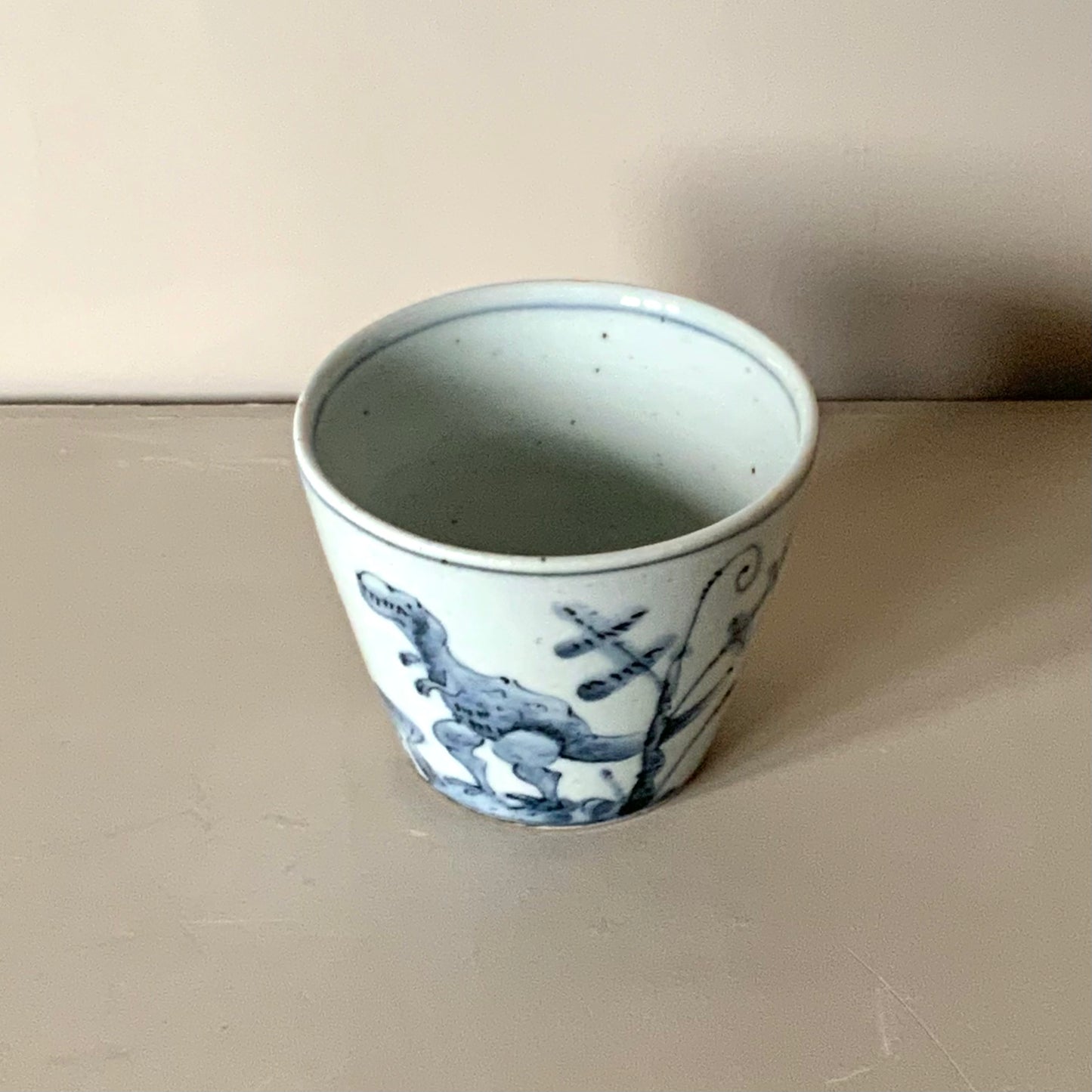 studio wani DINOSAUR 蕎麦猪口