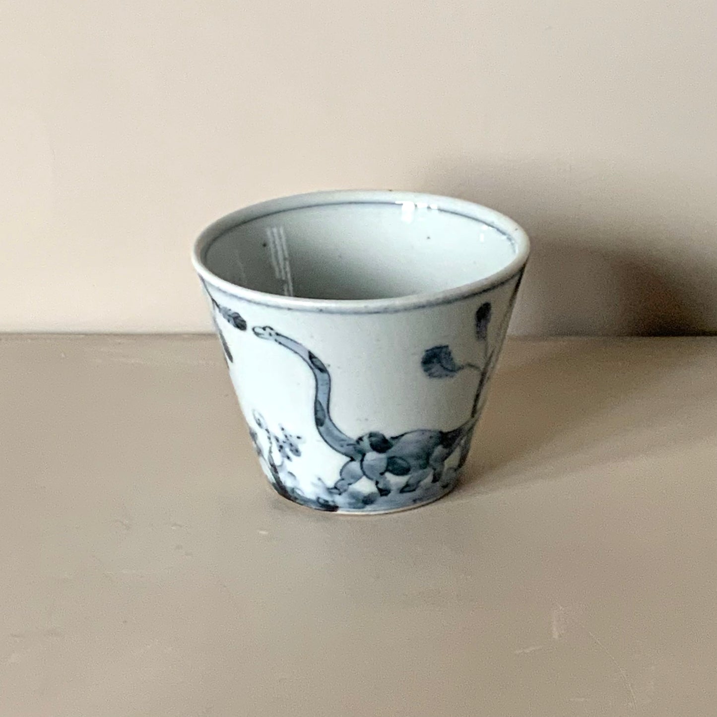 studio wani DINOSAUR 蕎麦猪口