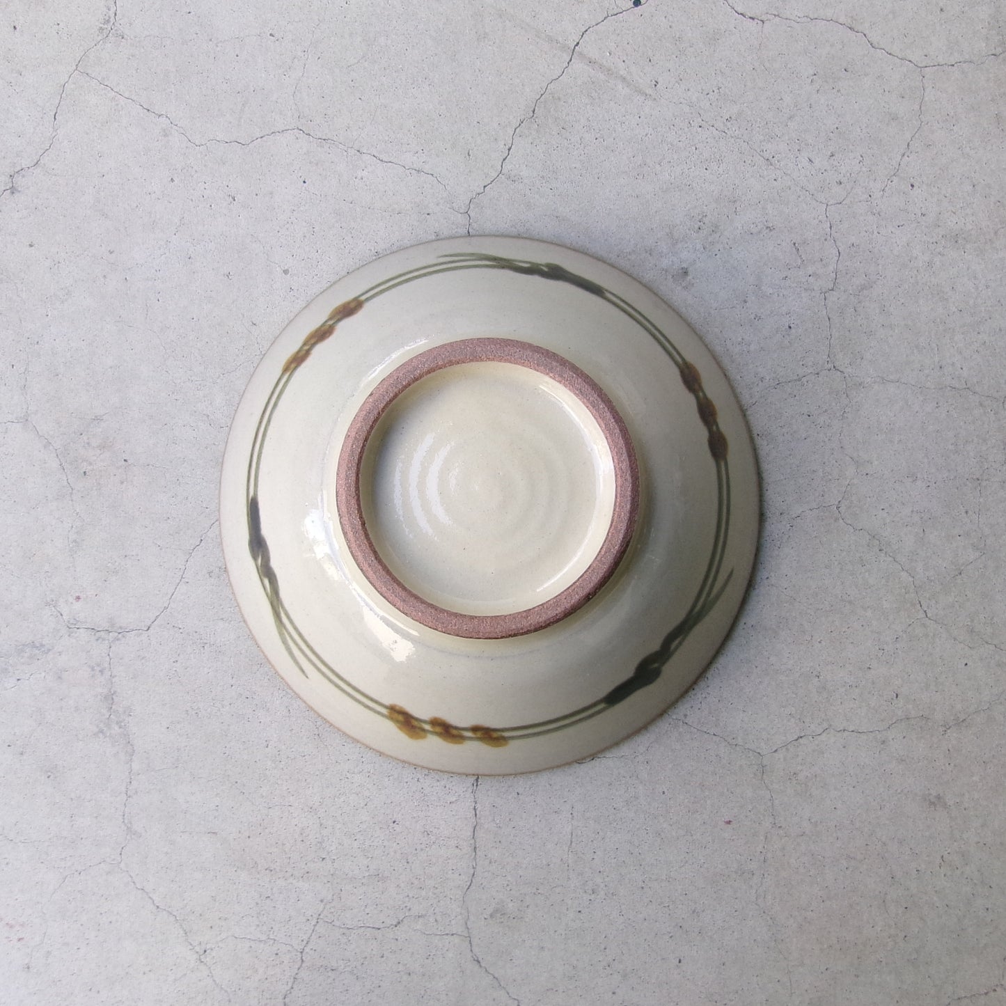 壺屋焼 陶眞窯 5寸鉢【黒ゴス唐草】