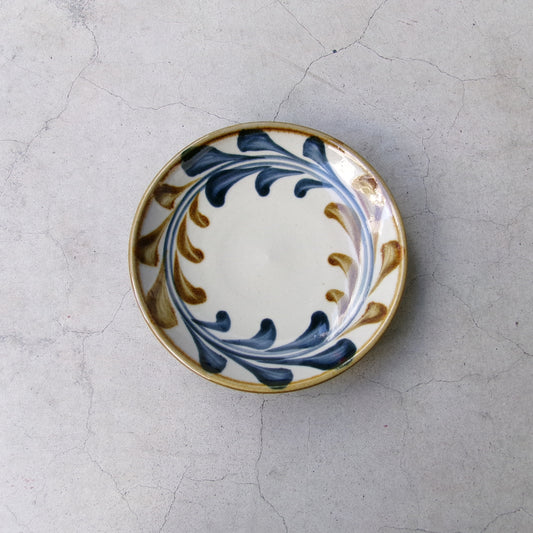 壺屋焼 陶眞窯 5寸皿【デイゴ唐草】