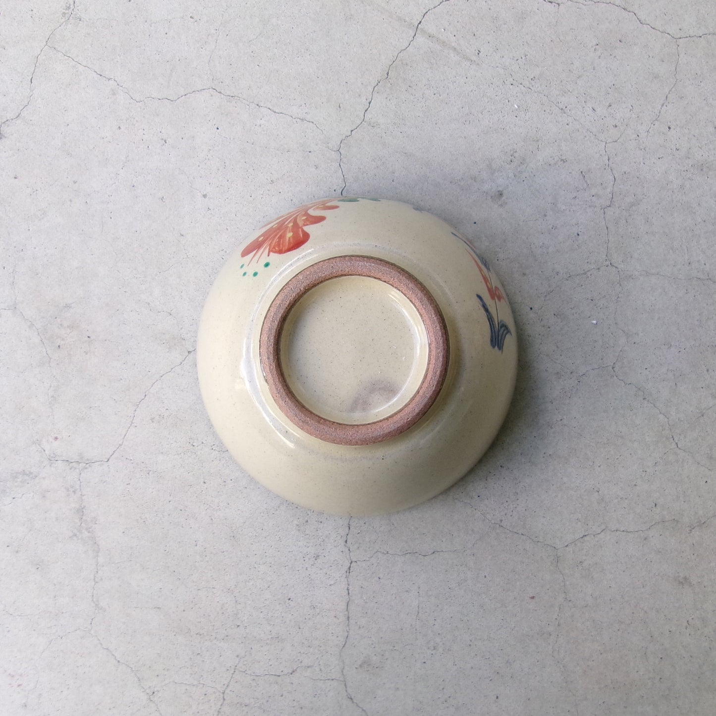 壺屋焼 陶眞窯 汁マカイ【赤絵デイゴ】